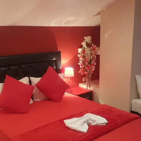 Modern In Featuring A Balcony And Views 50m From The Apartman