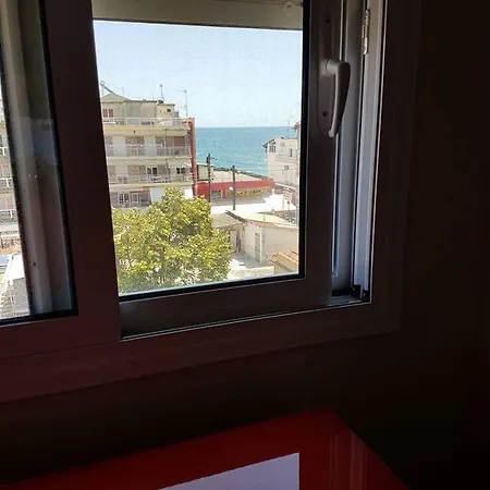 Modern In Featuring A Balcony And Views 50m From The Apartman *