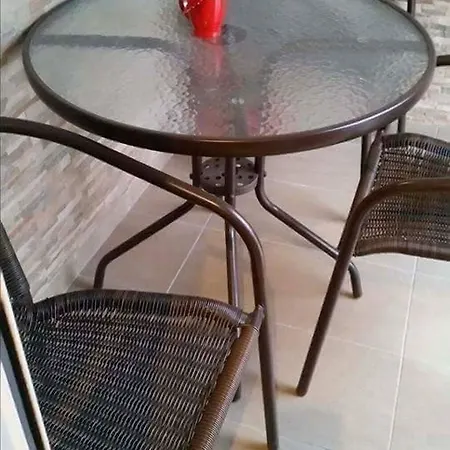 Apartment Modern In Featuring A Balcony And Views 50m From The Paralia Katerinis